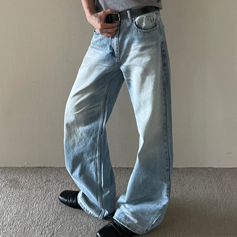 Light-Wash Baggy Wide-Leg Jeans