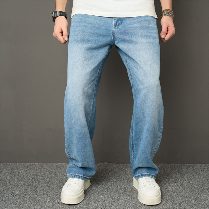 Loose Straight Light-Wash Jeans