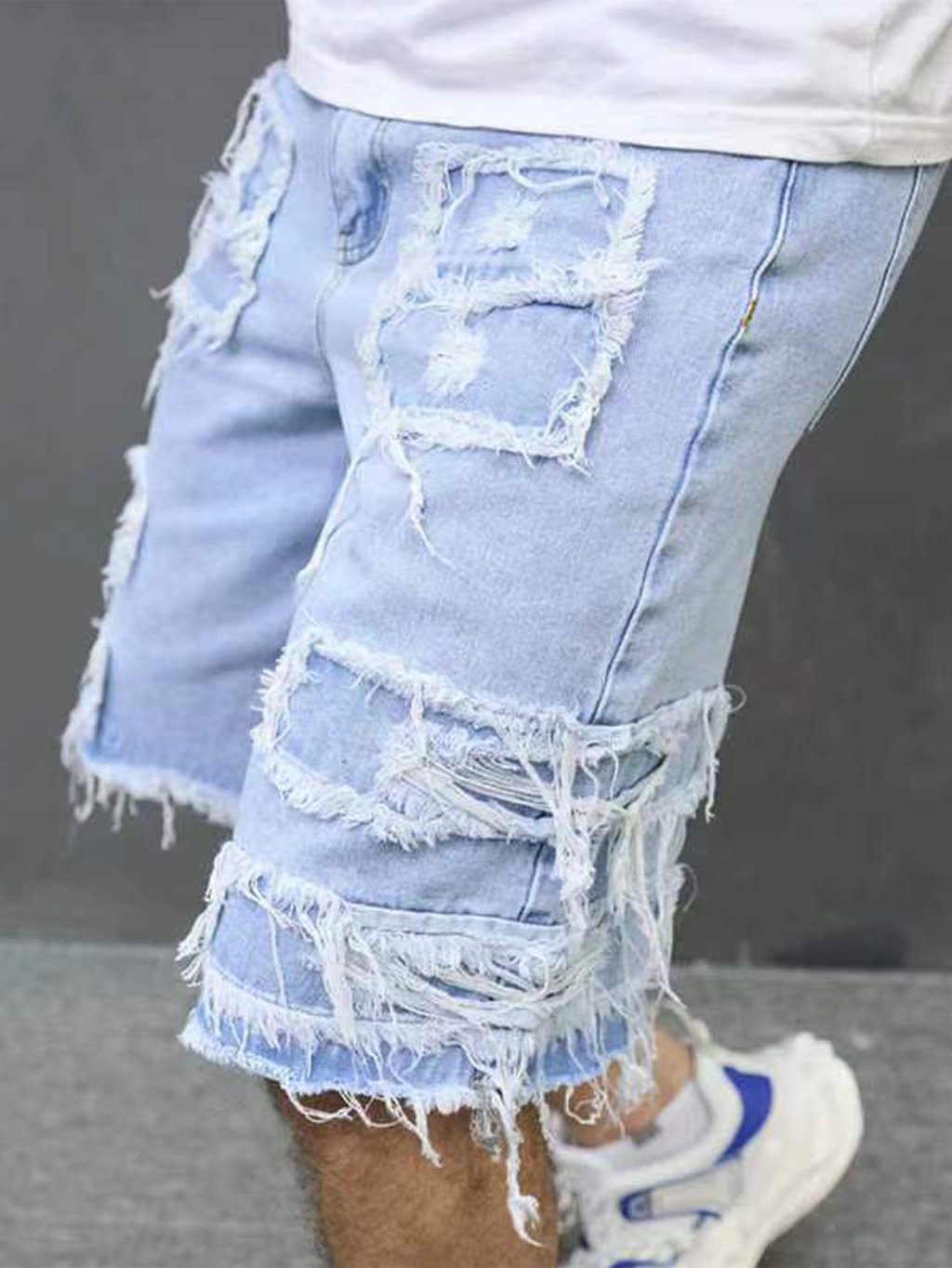 Men's Distressed Raw-Hem Denim Shorts