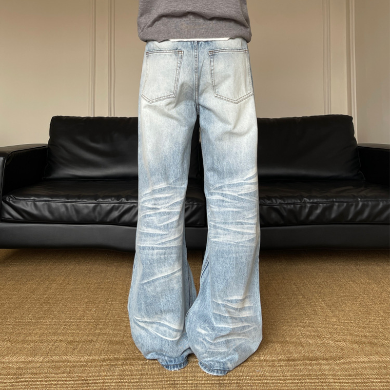 Light-Wash Baggy Wide-Leg Jeans