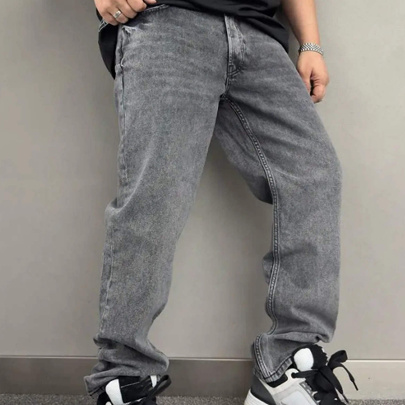 Loose Straight Light-Wash Jeans
