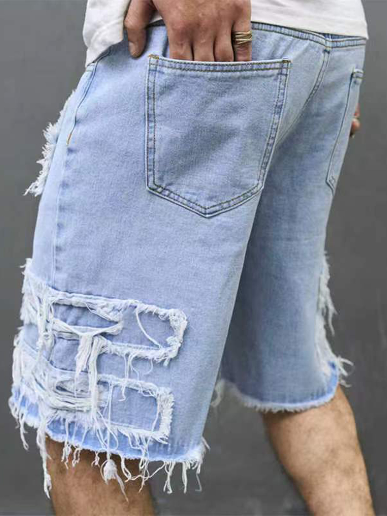 Men's Distressed Raw-Hem Denim Shorts